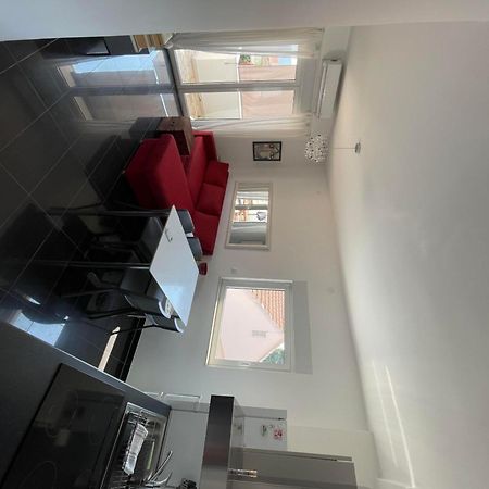 Apartments Leonardo Primosten Exterior photo