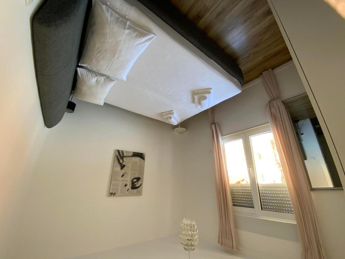 Apartments Leonardo Primosten Exterior photo
